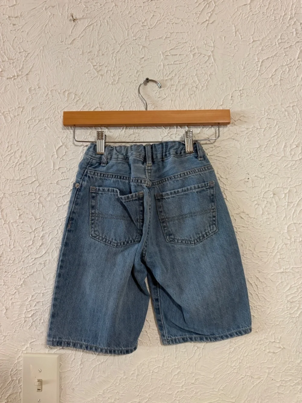 The Children's Place Boys Size 8 Denim Jean Shorts Light Wash Casual Summer